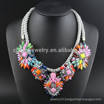 Fashion noble jewelry wholesale flower necklace with acrylic SN-035